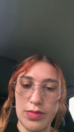 Isabelle_x webcam model stream image