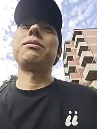 معاينة كاميرا whitebriefboy