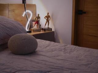 Belami Colton webcam model stream image