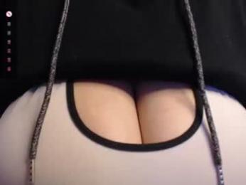 tarrant_ webcam model stream image