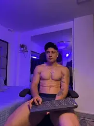 MR_MUSCLE webcam stripchat model stream image
