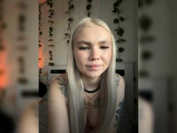 emmagoodgirl webcam model stream image