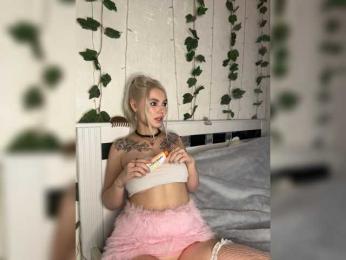 emmagoodgirl webcam model stream image