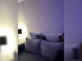 whiteTEA webcam model stream image