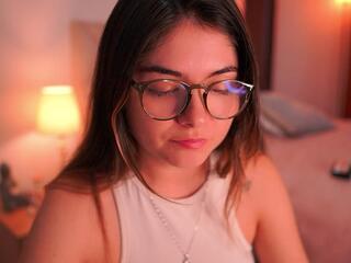 Marie Jonnes webcam model stream image