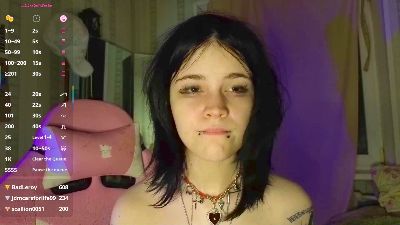 DallasOlea webcam model stream image