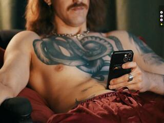 Keane H webcam model stream image