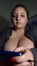 Cartrix webcam model stream image