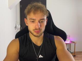 Tyler Hartman webcam model stream image