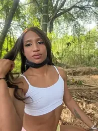 BitchySalome webcam model stream image