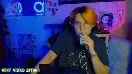 TrickyKitsune webcam model stream image