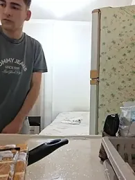 Yasinyasin7 webcam model stream image