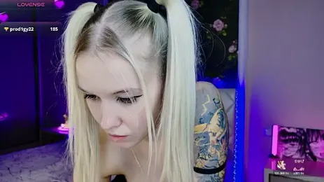 NaomiHita webcam stripchat model stream image