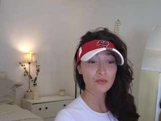 azaleiia webcam camsoda model stream image