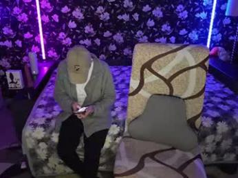 blond_boy69 webcam model stream image