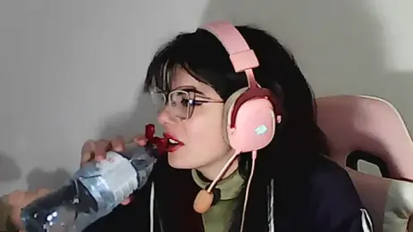 Owly_bloom webcam stripchat model stream image