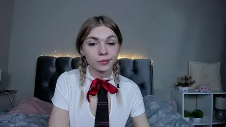 Blondy_Fina webcam model stream image