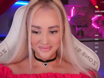 In-your-fucking-mind webcam model stream image