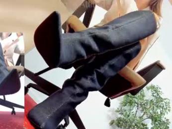 legswattitude webcam model stream image