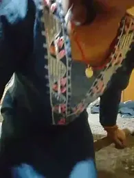 معاينة كاميرا Villagecoupl-123