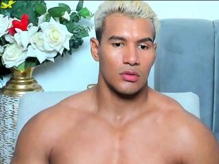 Cris Cruz webcam model stream image