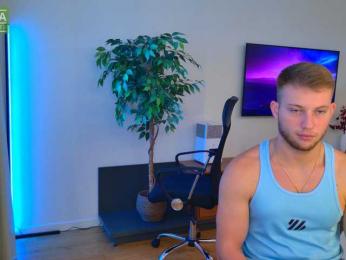 team2fit webcam model stream image