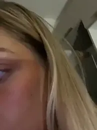 Bellalolahot webcam stripchat model stream image