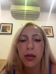 Juuhschmitt webcam model stream image