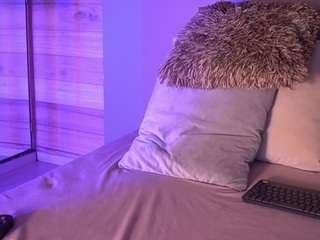 izzywild webcam camsoda model stream image