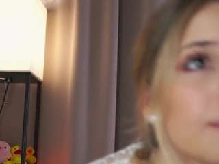 olimpiamiano webcam camsoda model stream image