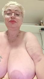 LindaL69 webcam model stream image