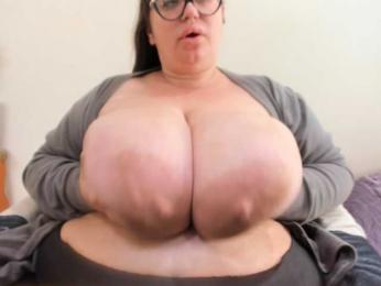 NinaDollBBW webcam model stream image