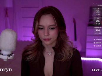 fymryn webcam bongacams model stream image