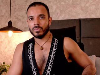 Gabriel Andes webcam model stream image