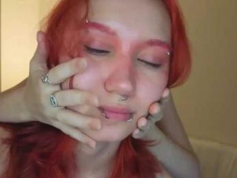BabyGolly webcam model stream image