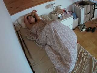 voyeurcam-julmodels-greybed-1 webcam model stream image