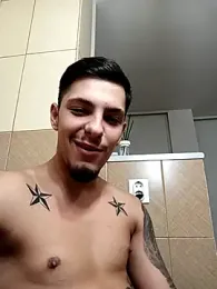 معاينة كاميرا robertmrn112