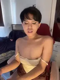 معاينة كاميرا Plaxxxtique