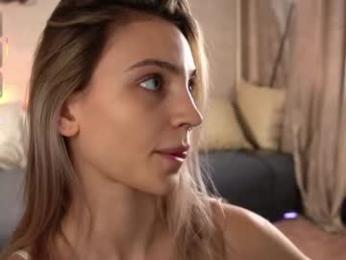 beckymadsons webcam model stream image
