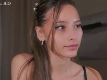 falinecrosthwaite webcam model stream image