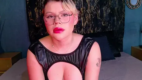 NinaFiore webcam stripchat model stream image